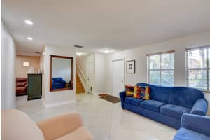 4297 NW 1st Dr, Deerfield Beach, FL 33442, Sold 09/30/20