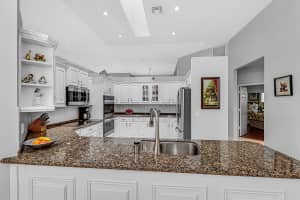 15530 Woodmar Ct, Wellington, FL 33414, Sold 10/16/20