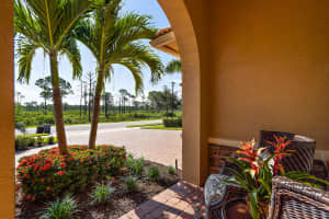 7590 SE Ravissant Dr, Stuart, FL 34997, Sold 11/05/20