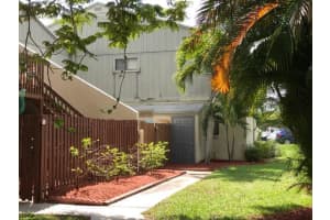 36 N Crossings Cir, Boynton Beach, FL 33435, Sold 10/06/20