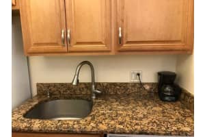 36 N Crossings Cir, Boynton Beach, FL 33435, Sold 10/06/20