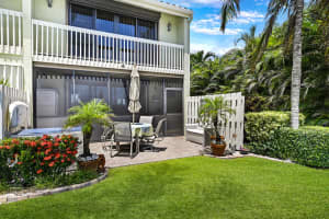 742 NE 20th Ln, Boynton Beach, FL 33435, Sold 12/22/20