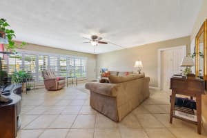 1920 S Ocean Blvd APT 11, Delray Beach, FL 33483, Sold 10/09/20