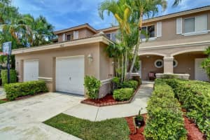 4863 Pinemore Ln, Lake Worth, FL 33463, Sold 11/09/20