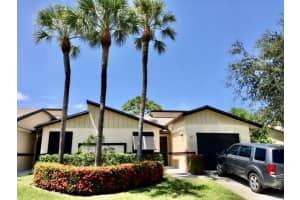 23 Ridge Pointe Dr, Boynton Beach, FL 33435, Sold 11/16/20