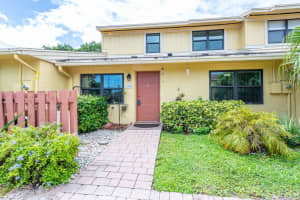 5186 Tennis Ln, Delray Beach, FL 33484, Sold 10/14/20