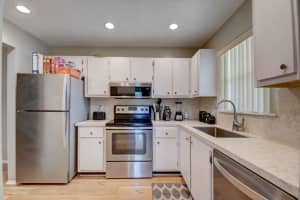 502 Osprey Dr, Delray Beach, FL 33444, Sold 10/03/20