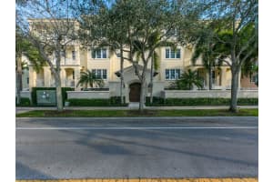 MLS# R10645609, Vero Beach, Florida 32960