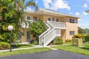 2111 NE 1st Ct, Boynton Beach, FL 33435, Sold 10/01/20