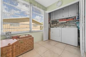 2111 NE 1st Ct, Boynton Beach, FL 33435, Sold 10/01/20