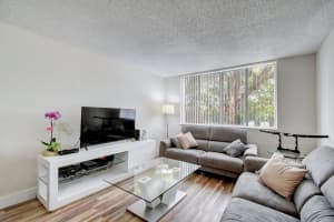 3145 Riverside Dr, Coral Springs, FL 33065, Sold 10/19/20