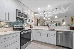 555 Banyan Tree Ln, Delray Beach, FL 33483, Sold 02/23/21