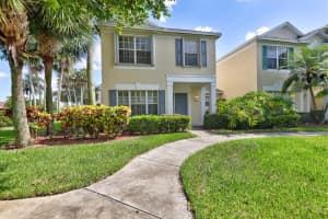 10851 Palm Ridge Ln, Tamarac, FL 33321, Sold 10/16/20