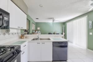 10851 Palm Ridge Ln, Tamarac, FL 33321, Sold 10/16/20