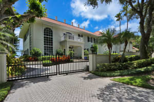 3784 SE Old St Lucie Blvd, Stuart, FL 34996, Sold 06/15/21