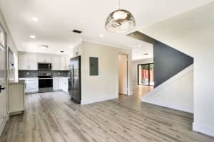 5244 Tennis Ln, Delray Beach, FL 33484, Sold 09/21/20