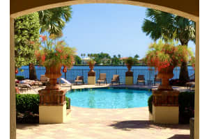 107 Las Brisas Cir, Hypoluxo, FL 33462, Sold 09/30/20