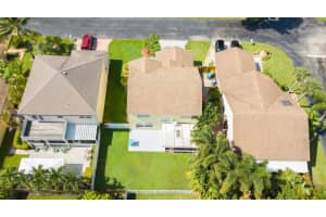 1243 Sussex St, Boynton Beach, FL 33436, Sold 09/30/20