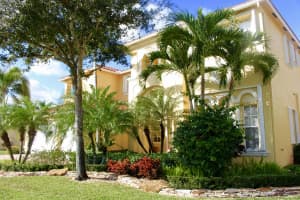 9673 Campi Dr, Lake Worth, FL 33467, Sold 10/02/20