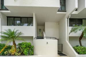 2335 S Ocean Blvd, Palm Beach, FL 33480, Sold 12/20/20