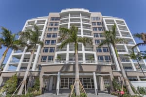 327 E Royal Palm Rd, Boca Raton, FL 33432, Sold 12/29/20
