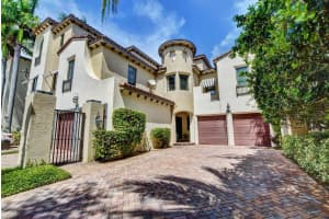 1010 Via Villagio, Hypoluxo, FL 33462, Sold 03/08/21