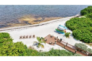 1010 Via Villagio, Hypoluxo, FL 33462, Sold 03/08/21