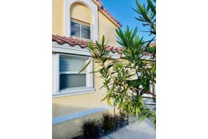 630 Trafalgar Ct, Dania Beach, FL 33004, Sold 10/14/20