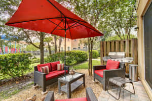 4323 Brewster Ln, West Palm Beach, FL 33417, Sold 10/30/20