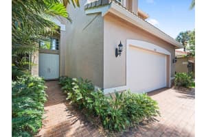 MLS# R10647428, Vero Beach, Florida 32962