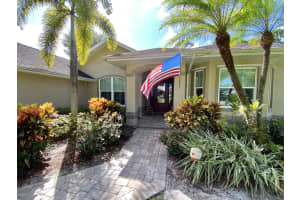 425 40th Ct SW, Vero Beach, FL 32968, Sold 10/28/20
