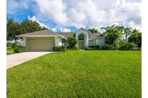 4540 12th Manor SW, Vero Beach, FL 32968, Sold 10/02/20