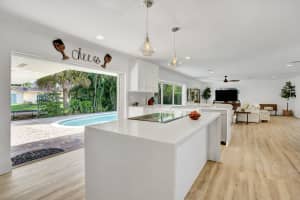 701 W Royal Palm Rd, Boca Raton, FL 33486, Sold 09/28/20