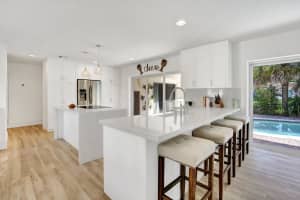 701 W Royal Palm Rd, Boca Raton, FL 33486, Sold 09/28/20