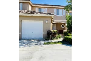 4943 Pinemore Ln, Lake Worth, FL 33463, Sold 10/23/20