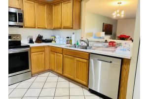 4943 Pinemore Ln, Lake Worth, FL 33463, Sold 10/23/20