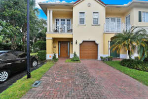 129 Bella Vita Dr, Royal Palm Beach, FL 33411, Sold 12/18/20