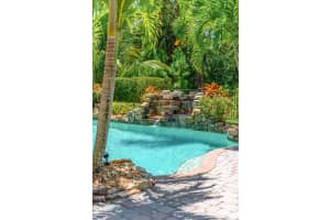 7712 SE Laque Cir, Stuart, FL 34997, Sold 10/15/20