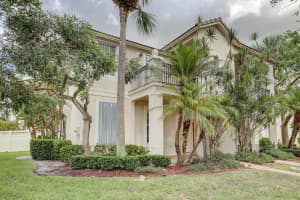 8015 Murano Cir, Palm Beach Gardens, FL 33418, Sold 09/10/20