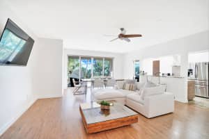106 Half Moon Cir APT F3, Hypoluxo, FL 33462, Sold 10/16/20
