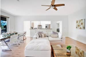 106 Half Moon Cir APT F3, Hypoluxo, FL 33462, Sold 10/16/20