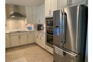 313 Bay Colony Dr N, Juno Beach, FL 33408, Sold 11/18/20