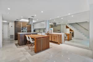 1052 Jeffery St, Boca Raton, FL 33487, Sold 10/05/20