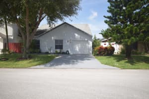 81 Tara Lakes Dr W, Boynton Beach, FL 33436, Sold 09/15/20
