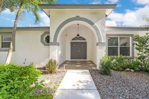 3925 NW 10th St, Delray Beach, FL 33445, Sold 10/02/20
