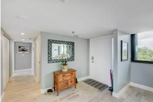 8200 Lakeshore Dr, Hypoluxo, FL 33462, Sold 02/16/21