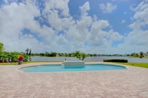 12472 Shoreline Dr, Wellington, FL 33414, Sold 11/23/20