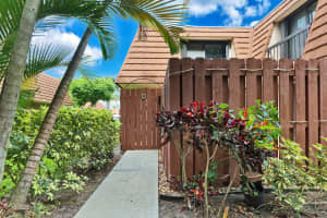 825 Center St #18d, Jupiter, FL 33458, Sold 11/06/20