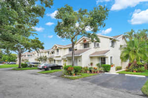 2237 Discovery Cir W, Deerfield Beach, FL 33442, Sold 10/14/20