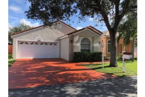233 Wedgewood Cir, Greenacres, FL 33463, Sold 09/30/20
